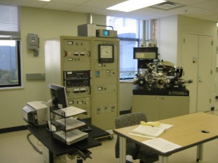 Stanford University Nanocharacterization Laboratory 03